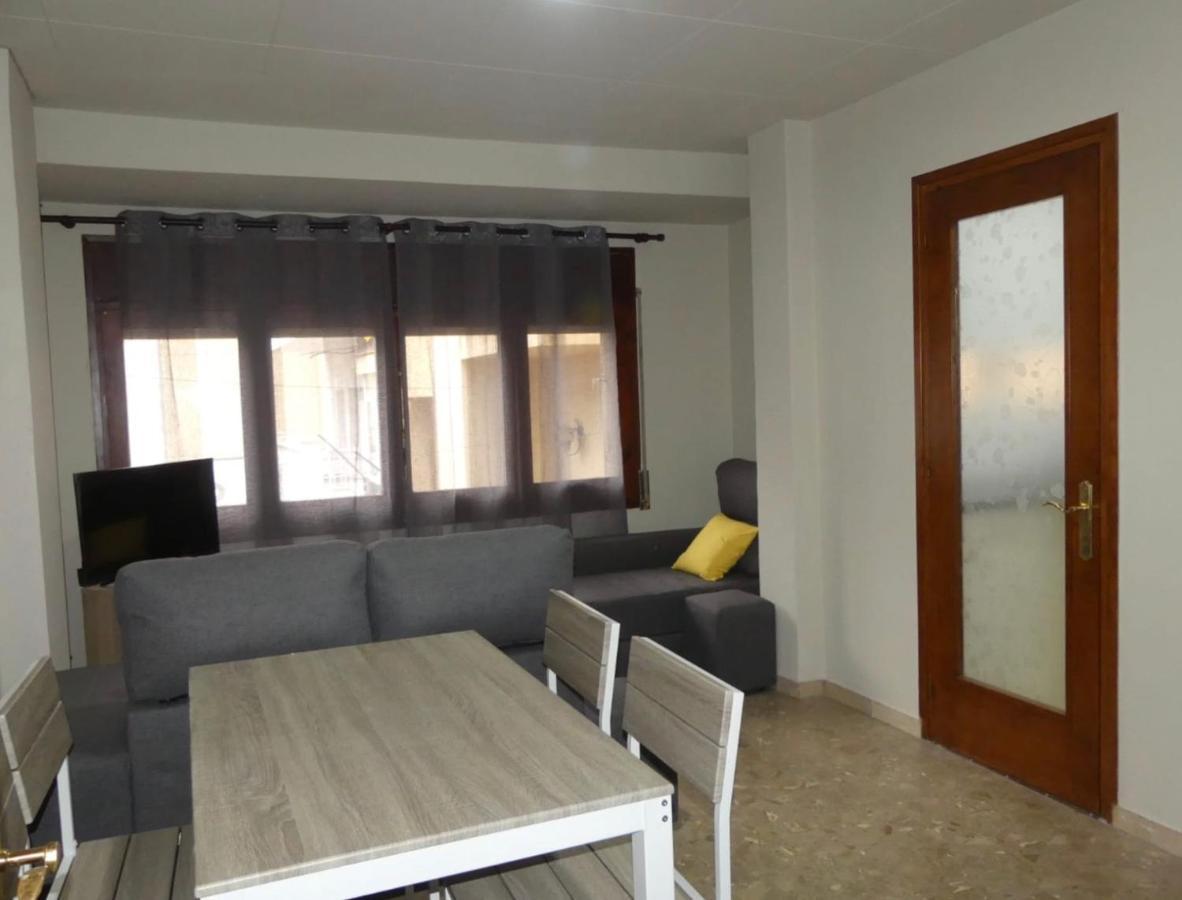 Apartament Encantador Al Centre De Vic Aptgarbi Exterior foto