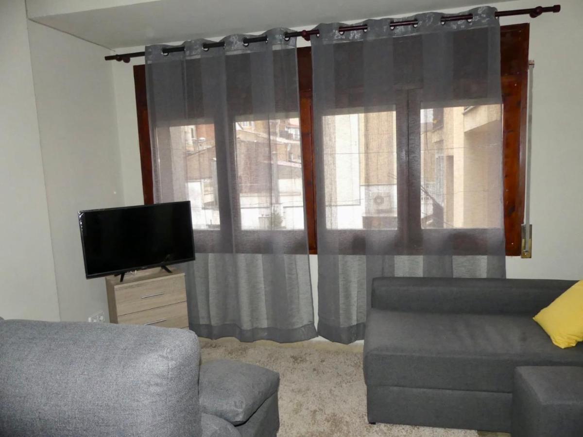 Apartament Encantador Al Centre De Vic Aptgarbi Exterior foto