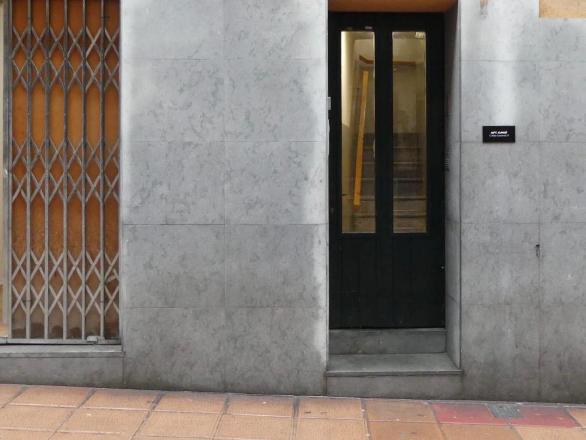 Apartament Encantador Al Centre De Vic Aptgarbi Exterior foto