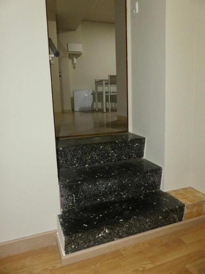 Apartament Encantador Al Centre De Vic Aptgarbi Exterior foto